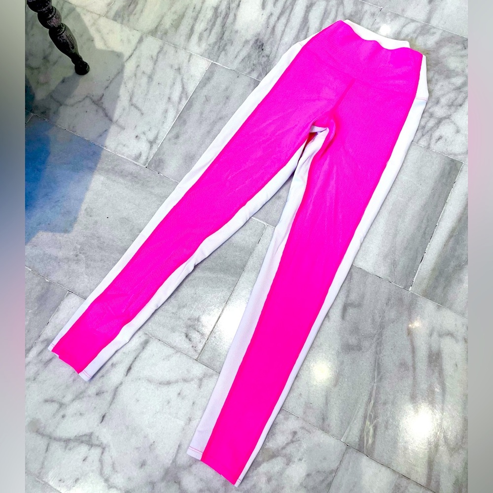 Beach riot Pink neon leggings